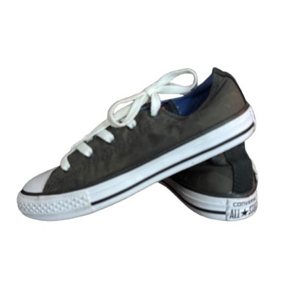 Converse All Stars Grey with Stars Size 2 Junior Youth Chuck Taylor‎ Low Top